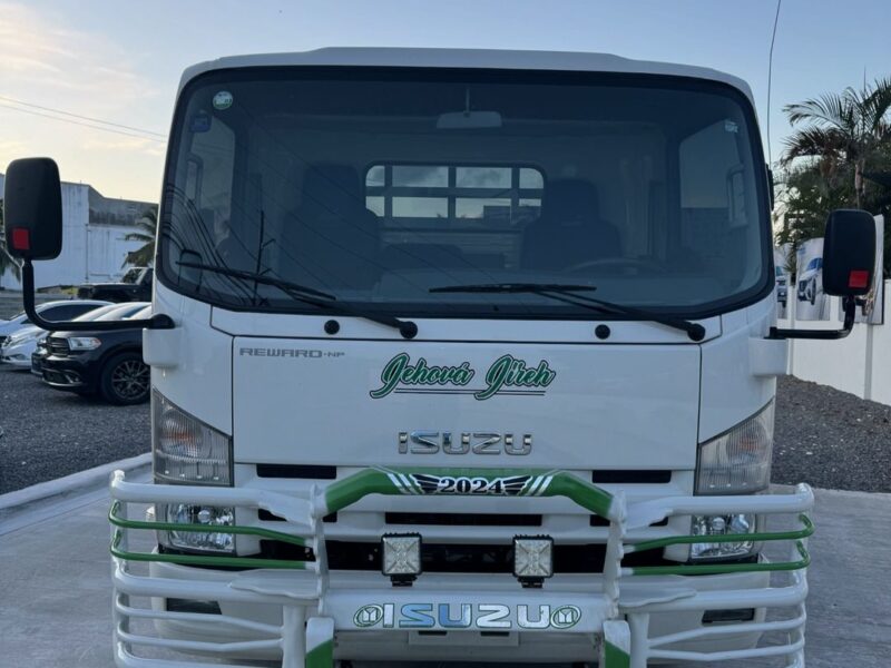 Isuzu REWARD 2022