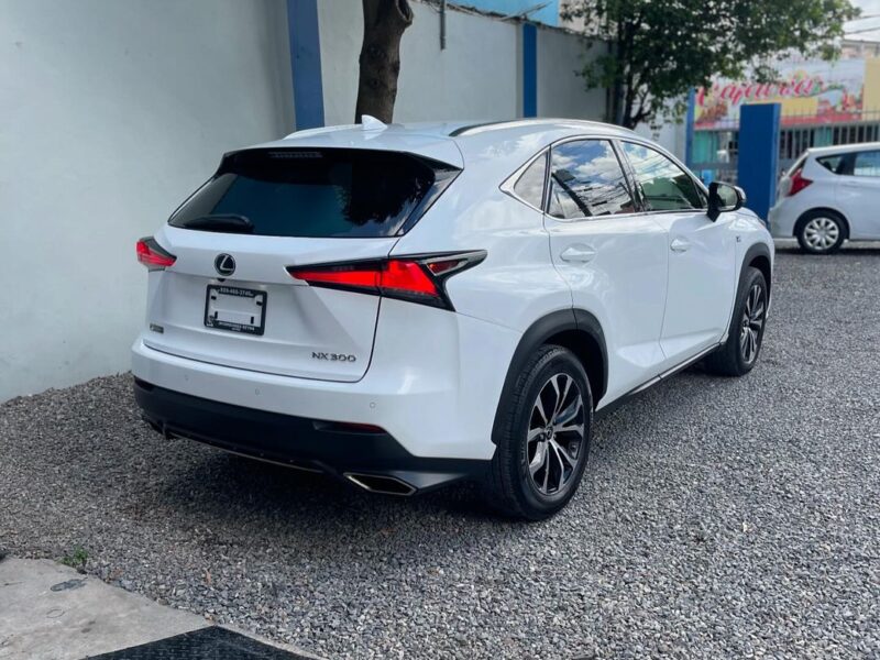 Lexus NX 300 F Sport 2021