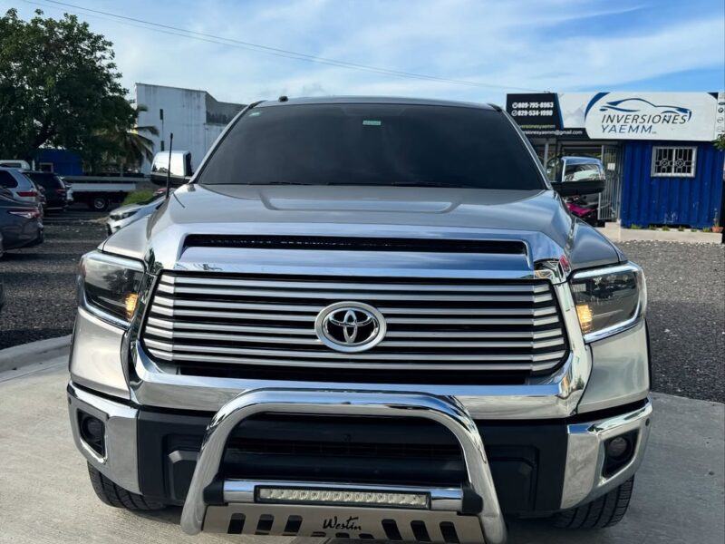 Toyota Tundra LIMITED 2014