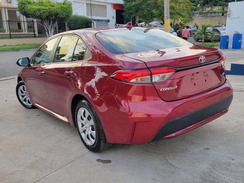 Toyota Corolla LE 2022