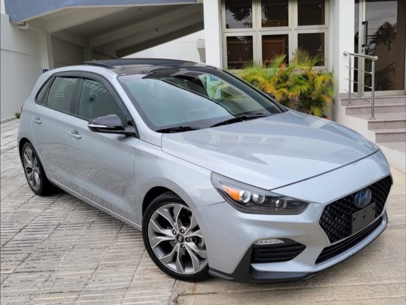 Hyundai Elantra GT 2020