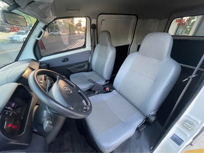 Toyota Lite-Ace 2023