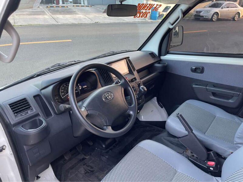 Toyota Lite-Ace 2023