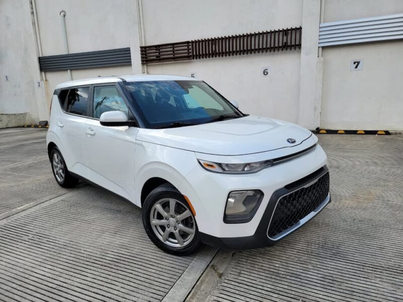 Kia Soul LX 2021